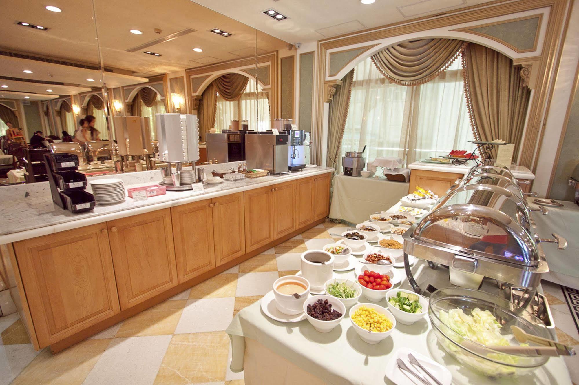 Royal Seasons Hotel Beitou Taipei Exterior foto