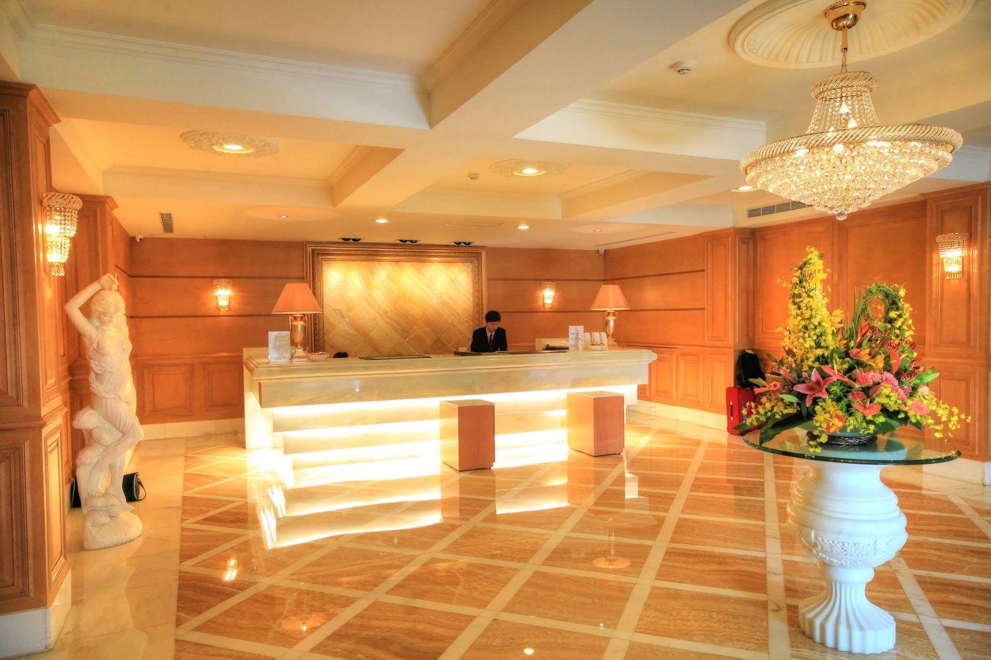Royal Seasons Hotel Beitou Taipei Exterior foto